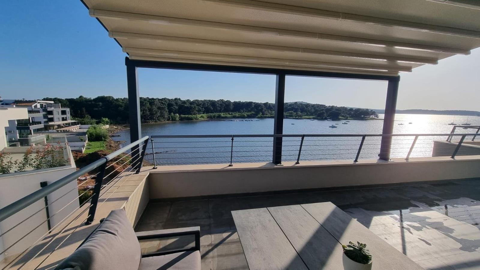 شقة Penthouse Sunset ميدولين المظهر الخارجي الصورة